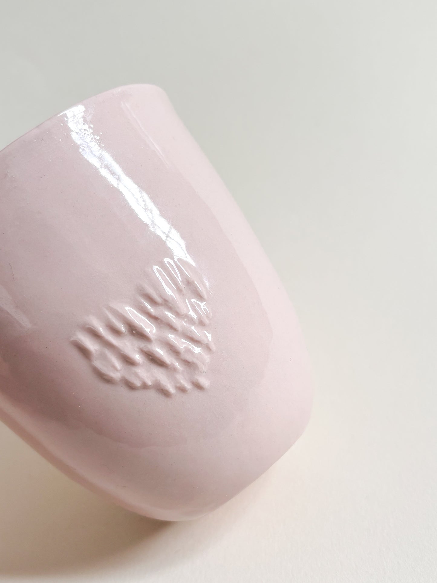 Tasse tactile cœur en porcelaine - Taille M (250ml)