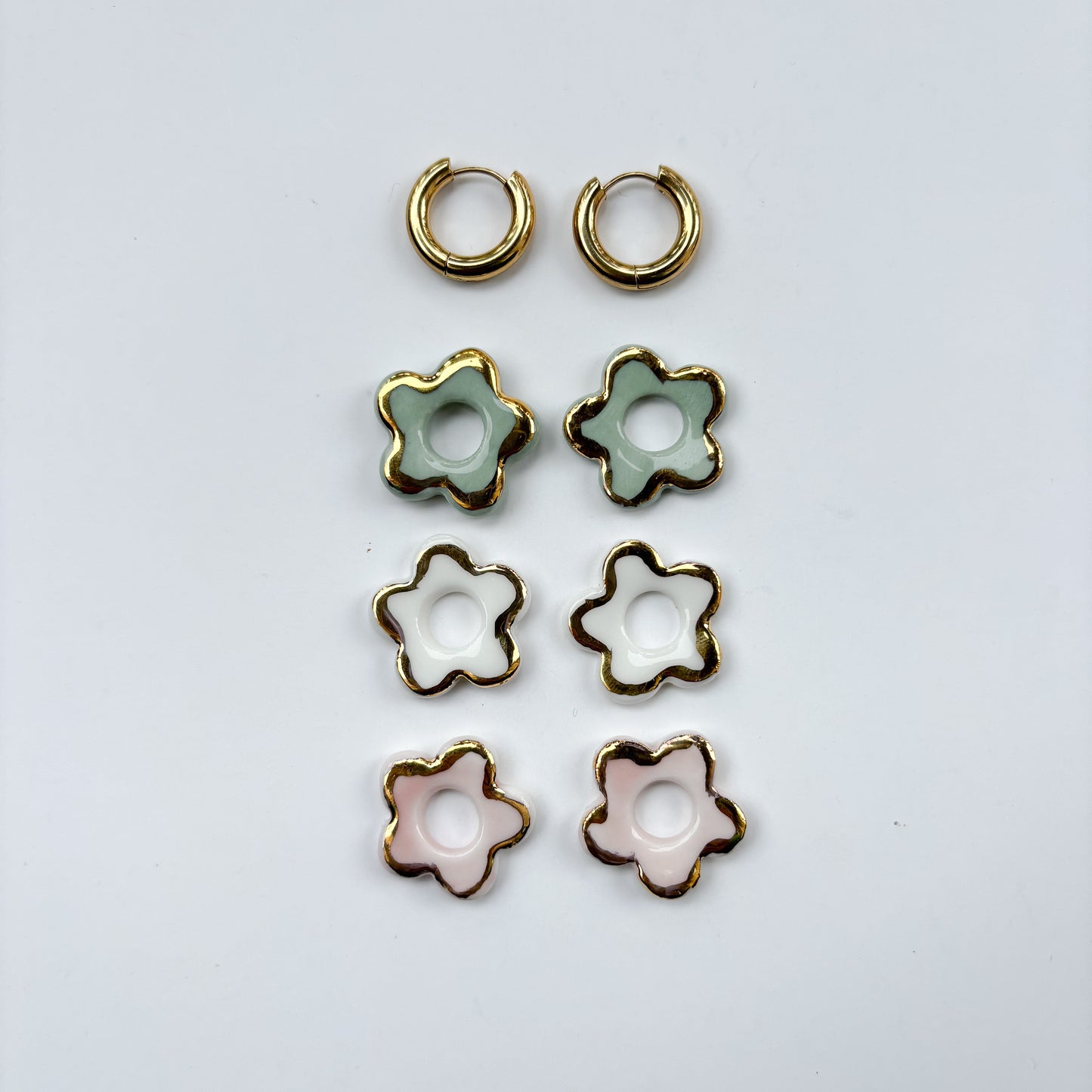 Boucles d’oreilles Emma en porcelaine dorées à l’or fin