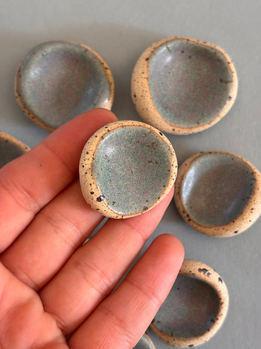 Pierre anti-stress en Grès grise turquoise