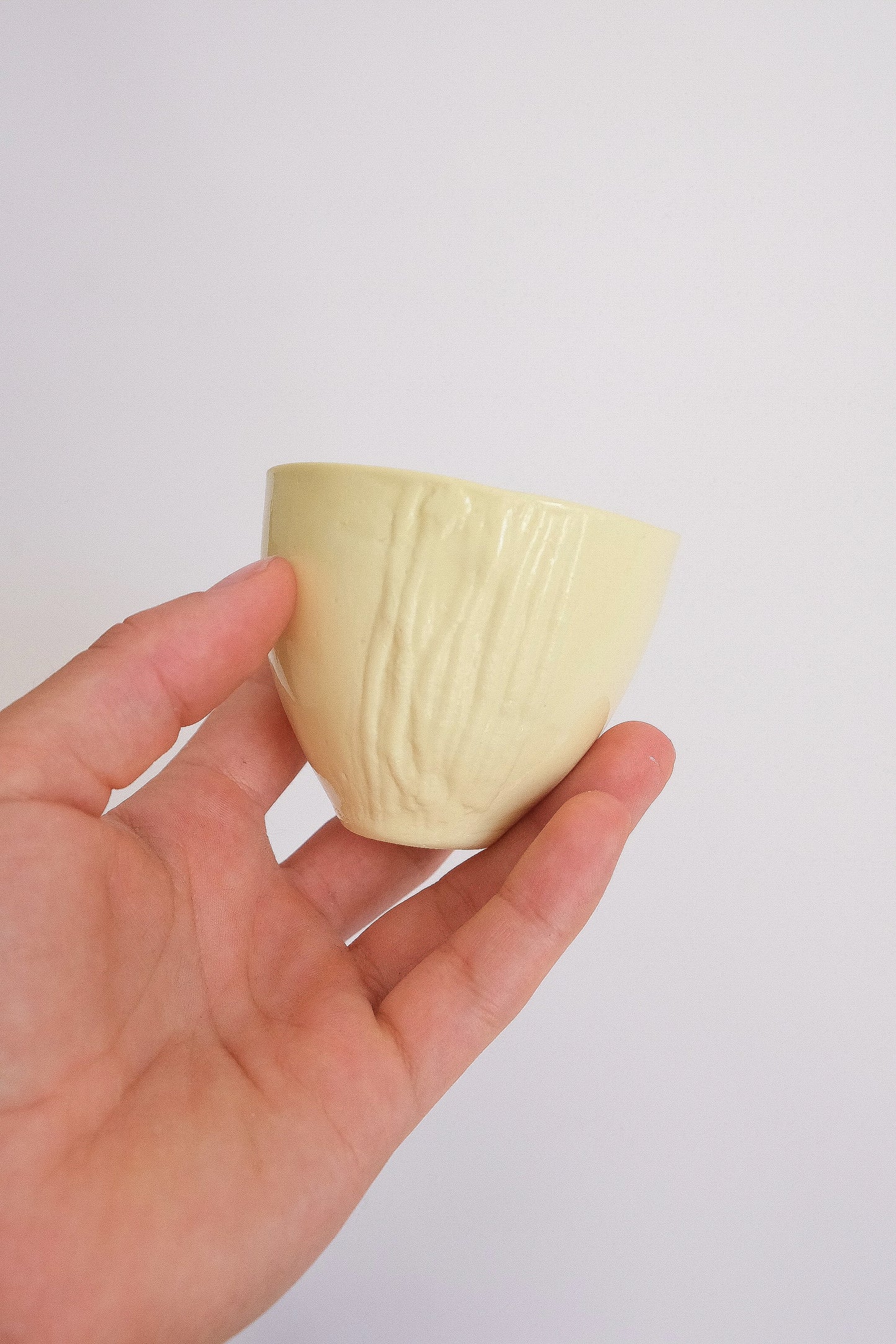 Tasse espresso texturée porcelaine