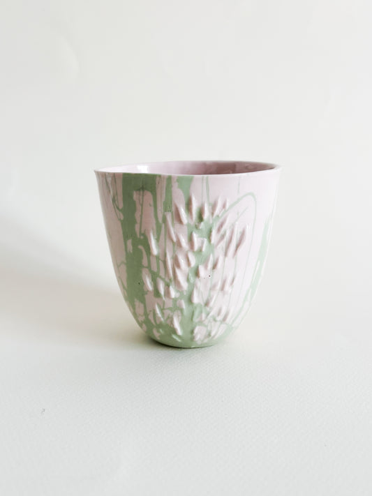 Tasse tactile herisson en porcelaine - Taille M rose et vert pomme (250ml)