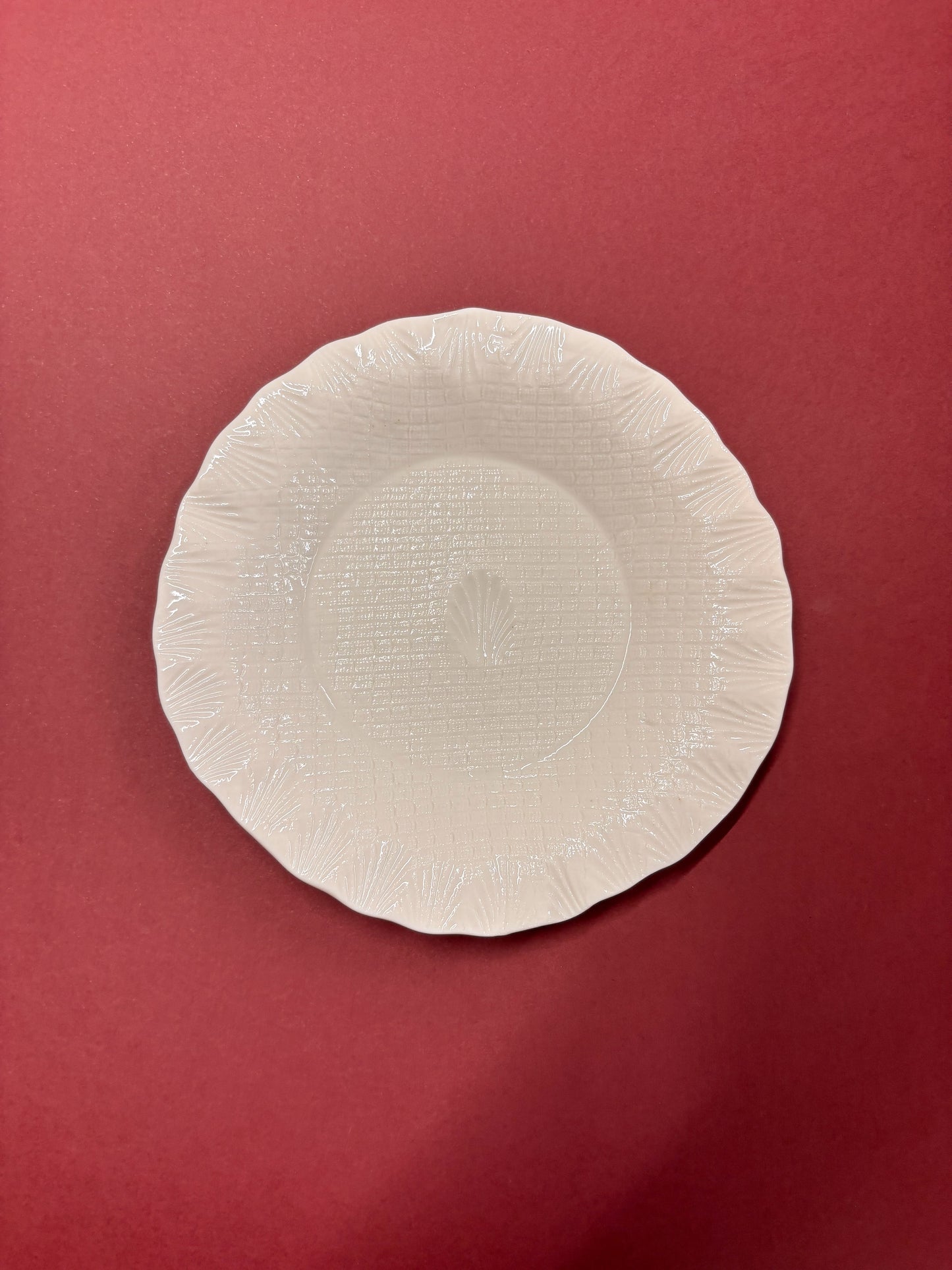 Petite assiette à dessert en porcelaine