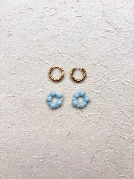 Boucles d’oreilles « Violette » bleu marbrée