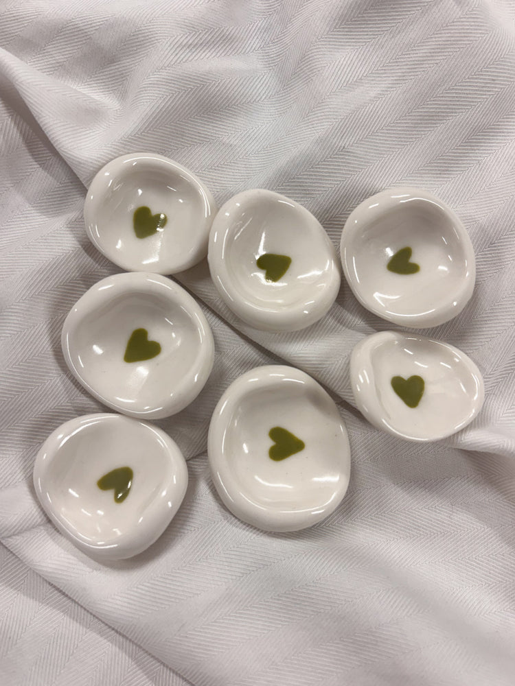Pierre anti-stress cœur vert en porcelaine