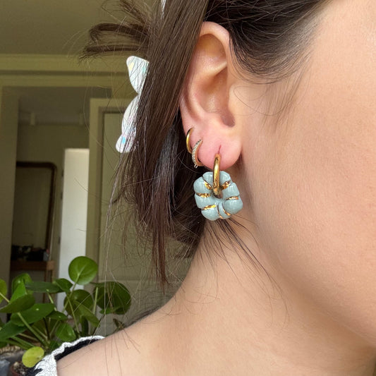 Boucles d’oreilles Françoise en porcelaine dorées à l’or fin