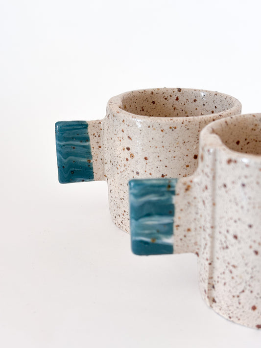 Tasse à café en grés 02
