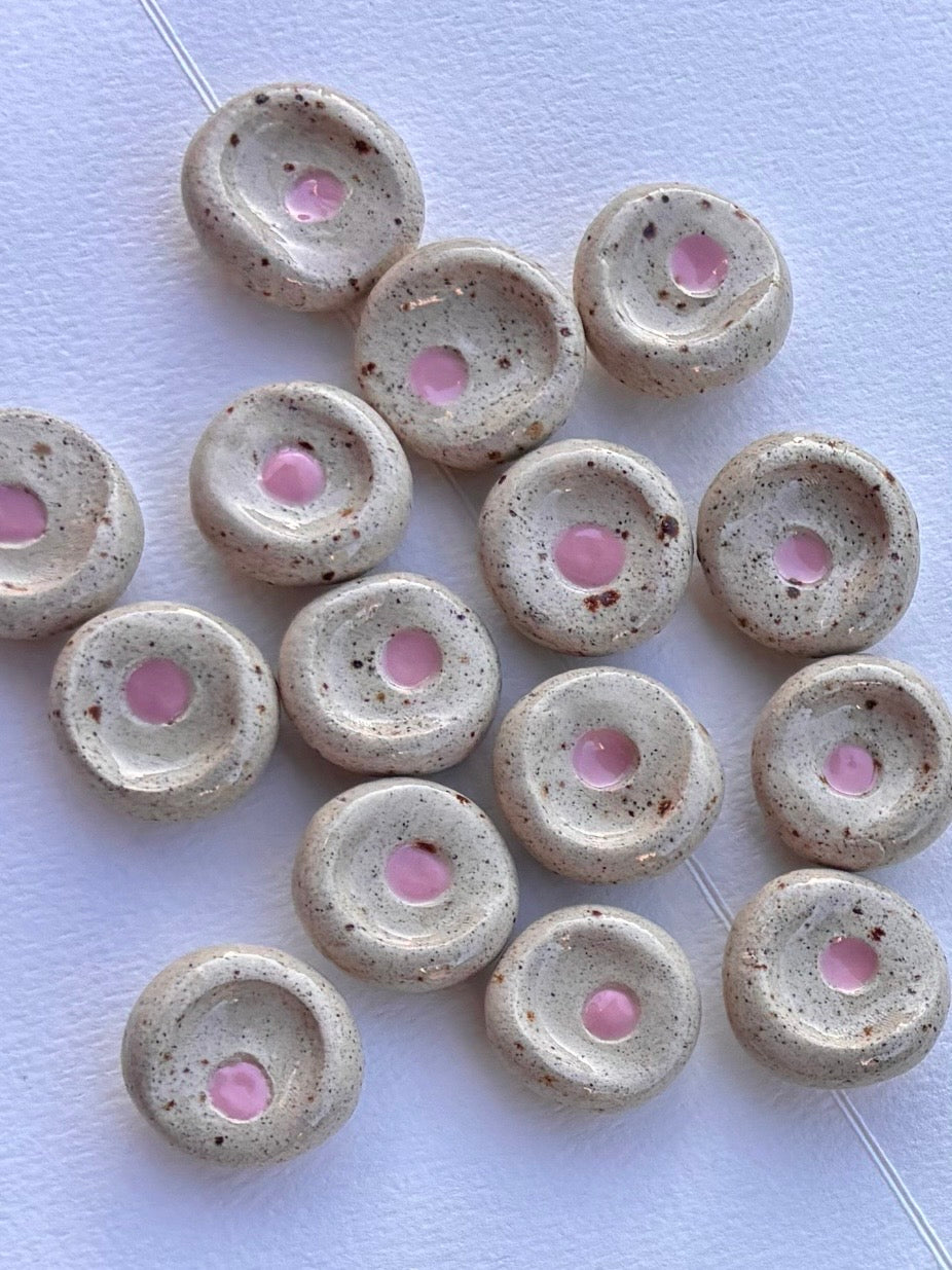 Worry Stone en Grès et Porcelaine rose