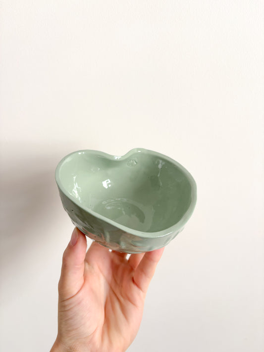 Bol coeur étoilé en porcelaine modèle unique