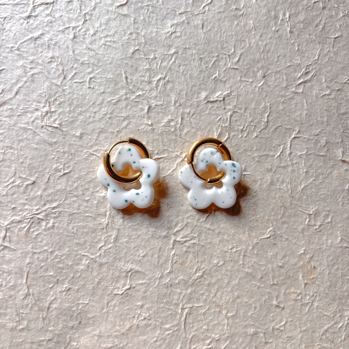 Boucle d’oreille « Emma » fleurs