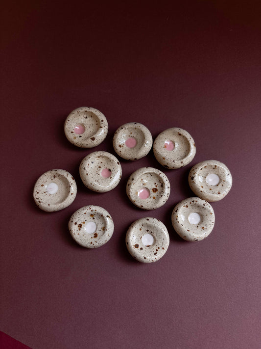 Worry Stone en Grès et Porcelaine rose