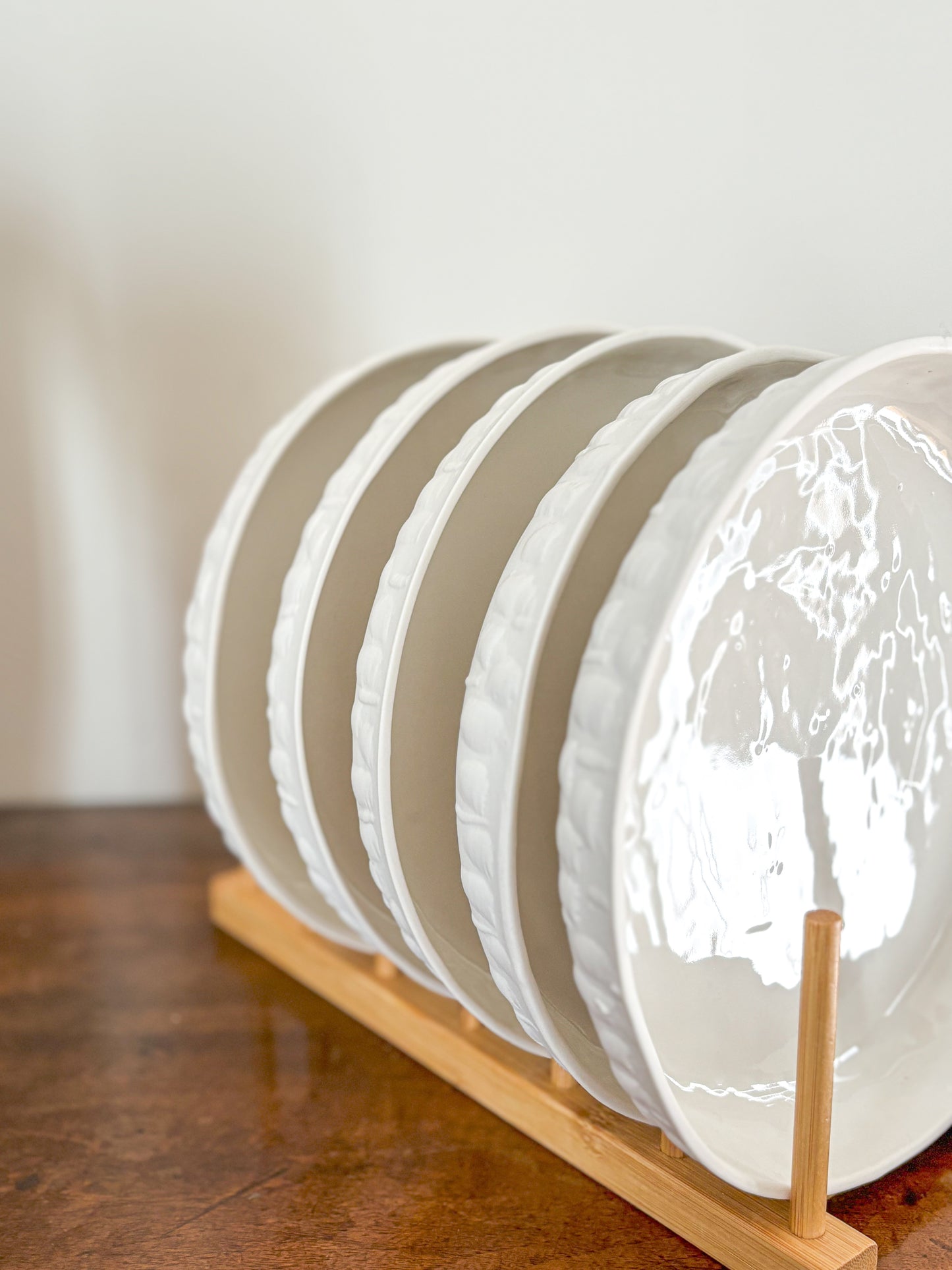 Grande assiette en porcelaine - Tactile