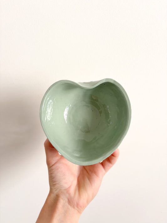 Bol coeur étoilé en porcelaine modèle unique