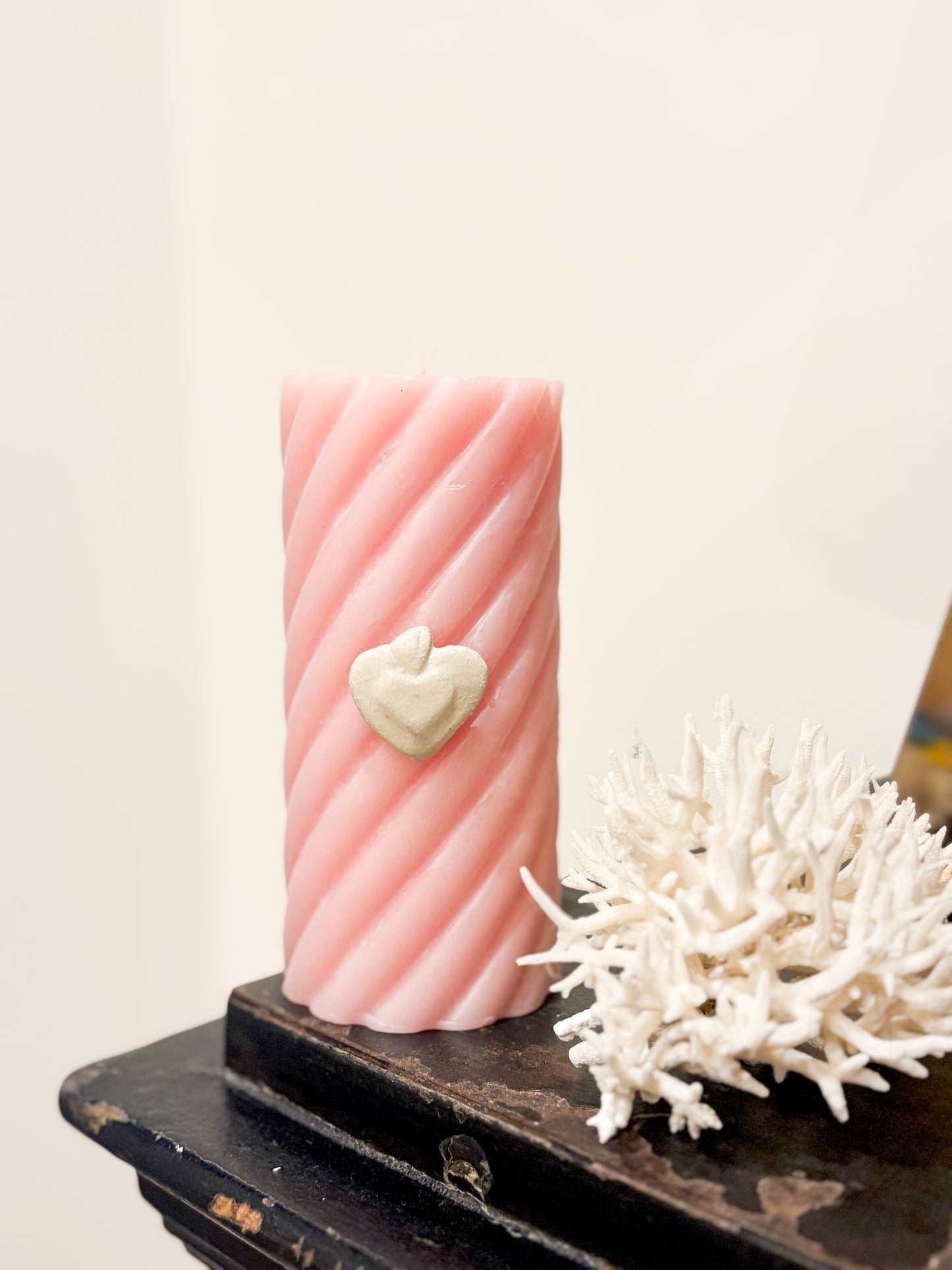 Pins en céramique faits à la main