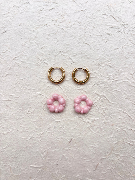 Boucles d’oreilles « Violette » rose marbrée