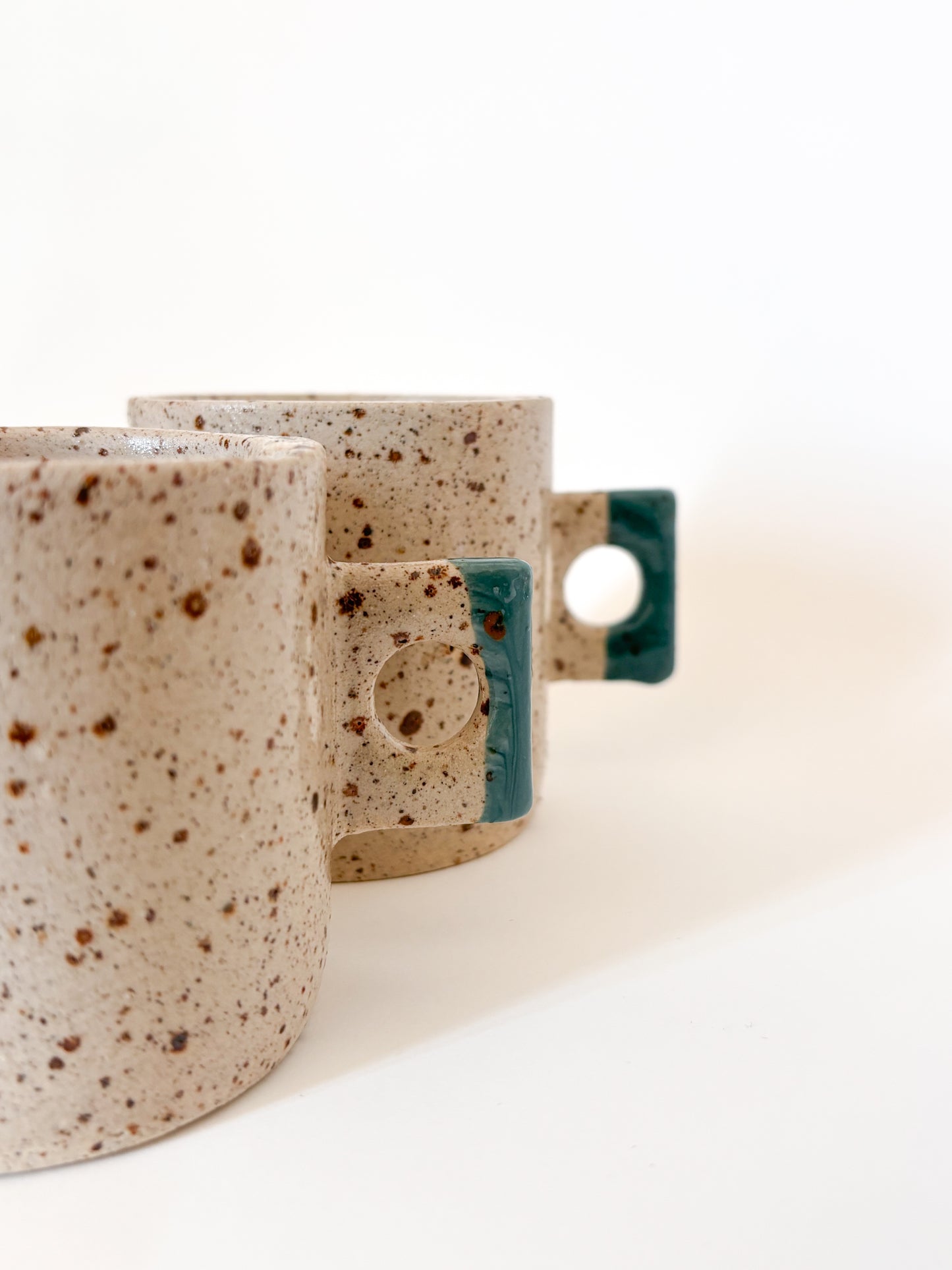 Tasse à café en grès 06