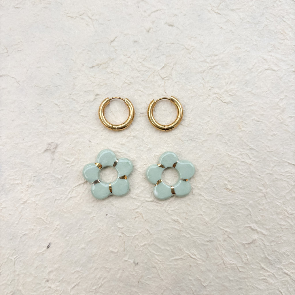 Boucles d’oreilles “Emma” – Porcelaine verte dorée à l’or