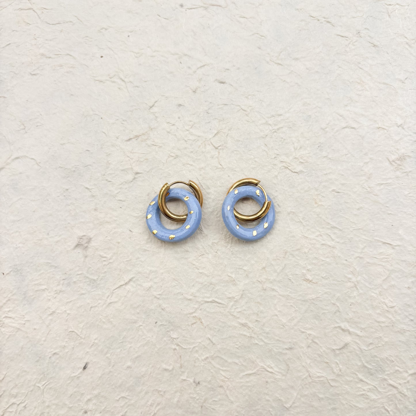 Boucles d’oreilles – Porcelaine bleu canard dorée à l’or